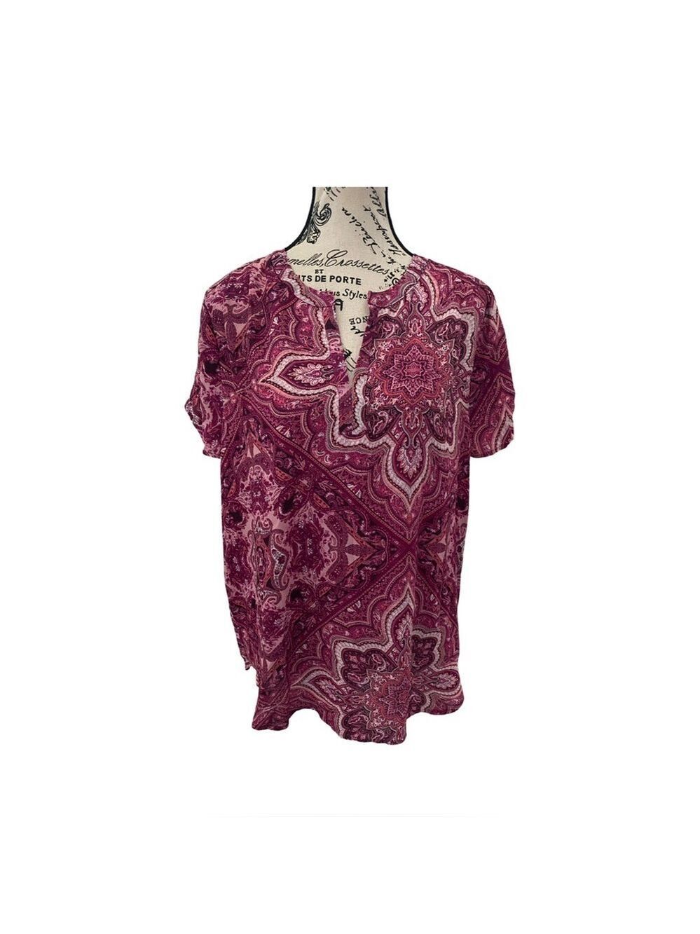 Pleione Short Sleeve Purple Pink Paisley Floral Top NWT Size M